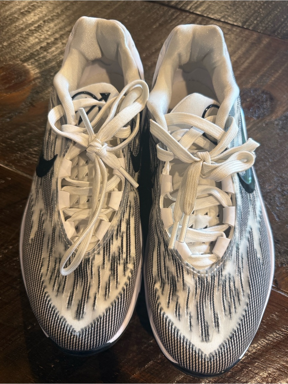 Nike GT Cut Version 2.0 Sneakers